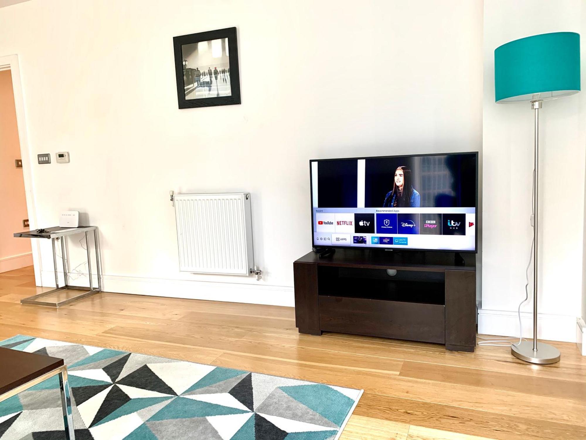 Modern London Excel 2 Bedrooms 2 Bathrooms, Parking, Kitchen, Lounge, Balcony Apartment Eksteriør bilde